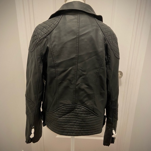New Black Leather Jacket (with tags) - Picture 4 of 6